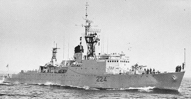 algonquin uk v-class destroyer hmcs sioux royal canadian navy