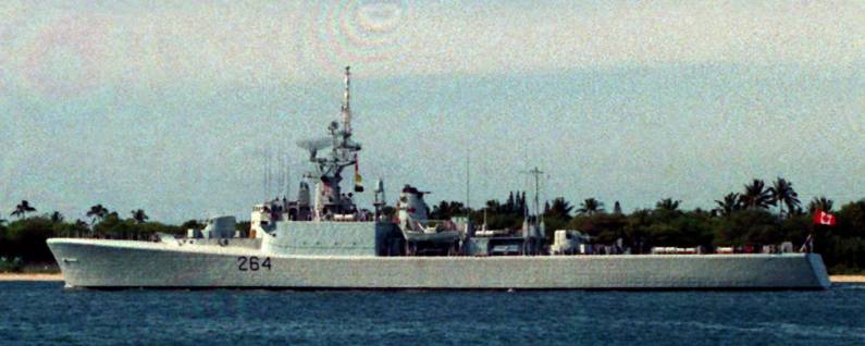 dde 264 hmcs qu'appelle destroyer escort mackenzie class