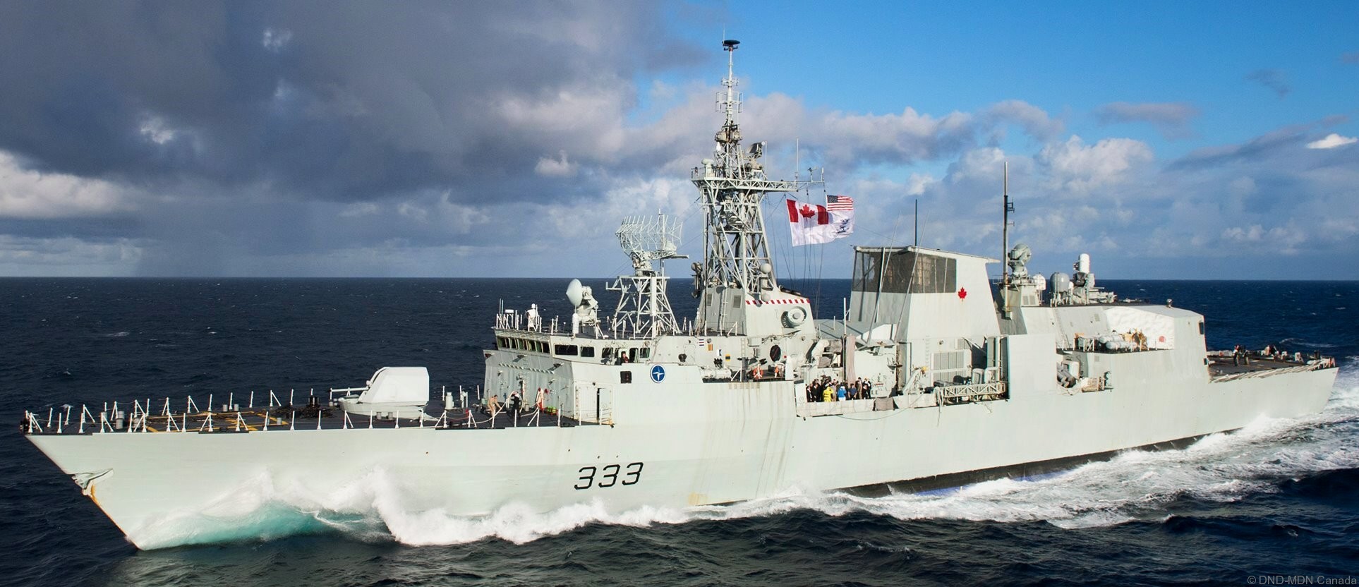 ffh-333 hmcs toronto halifax class helicopter patrol frigate ncsm royal canadian navy 28