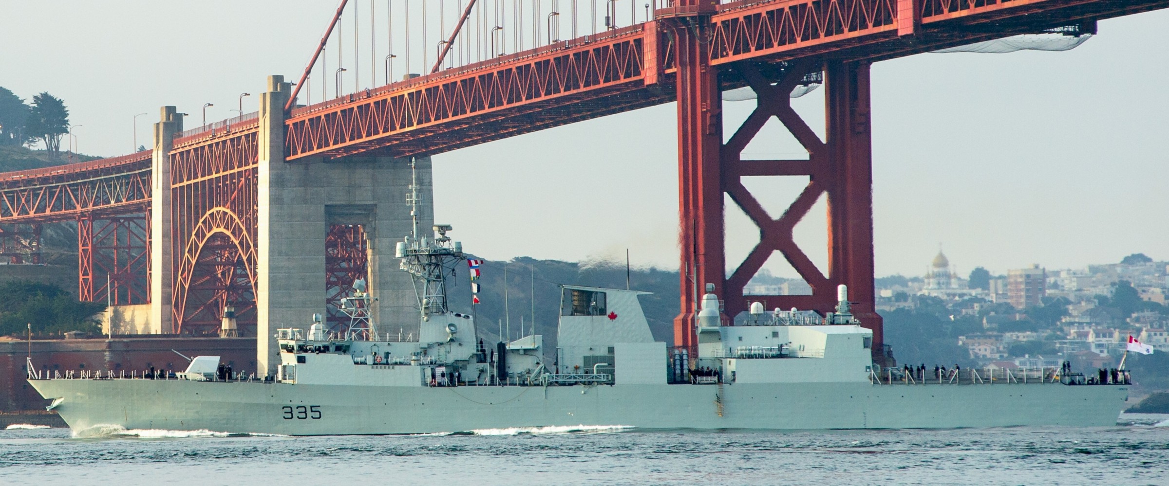 ffh-335 hmcs calgary halifax class helicopter patrol frigate ncsm royal canadian navy 15 san francisco fleet week