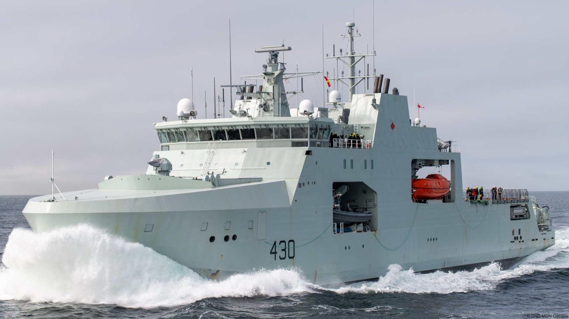 aopv-430 hmcs harry dewolf arctic offshore patrol vessel ncsm royal canadian navy 32