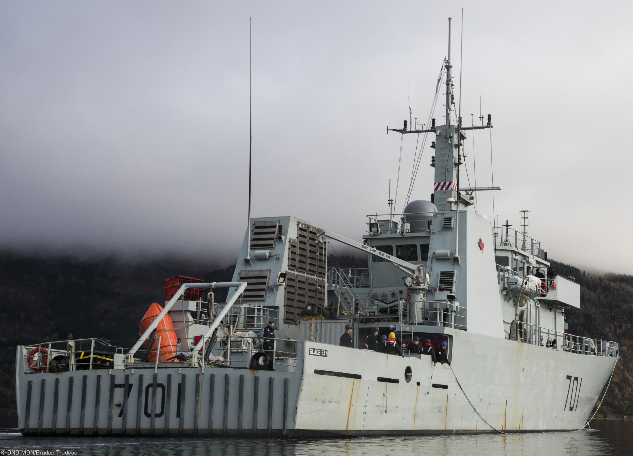 mm-701 hmcs glace bay kingston class maritime coastal defence vessel mcdv ncsm royal canadian navy 10