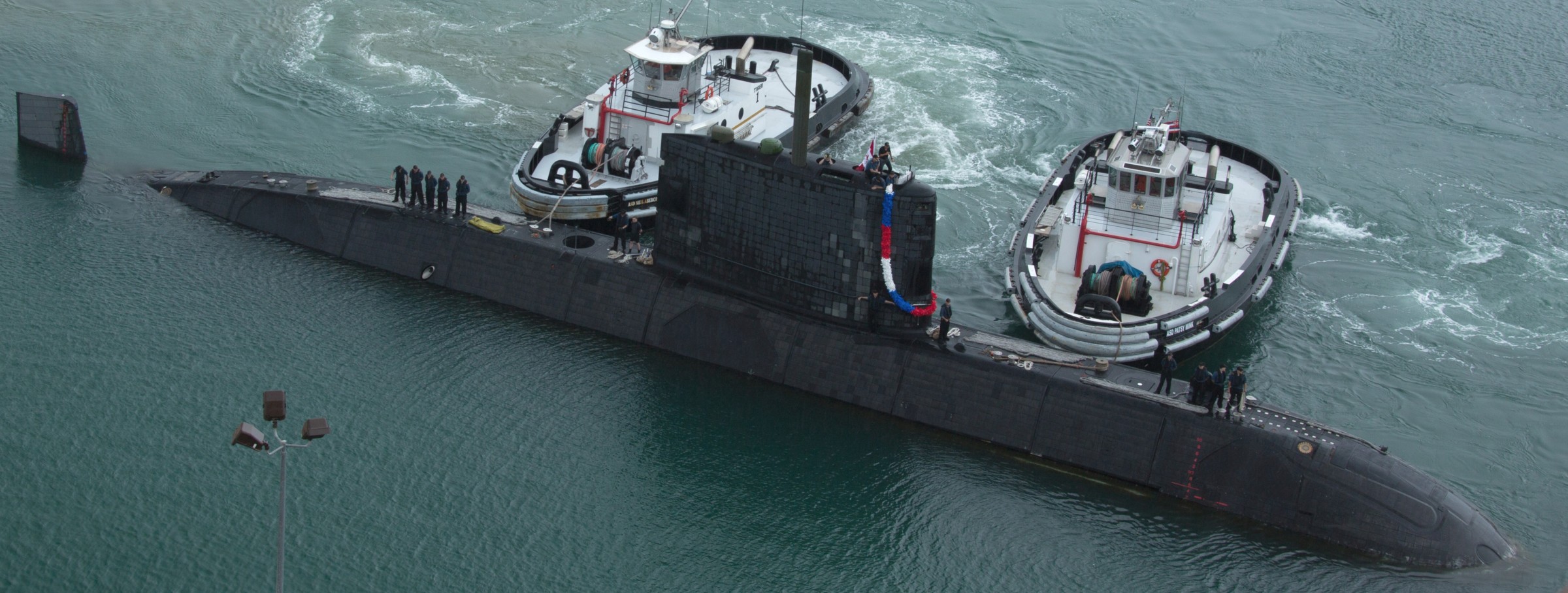 ssk-876 hmcs victoria upholder class attack submarine hunter killer ncsm royal canadian navy 15