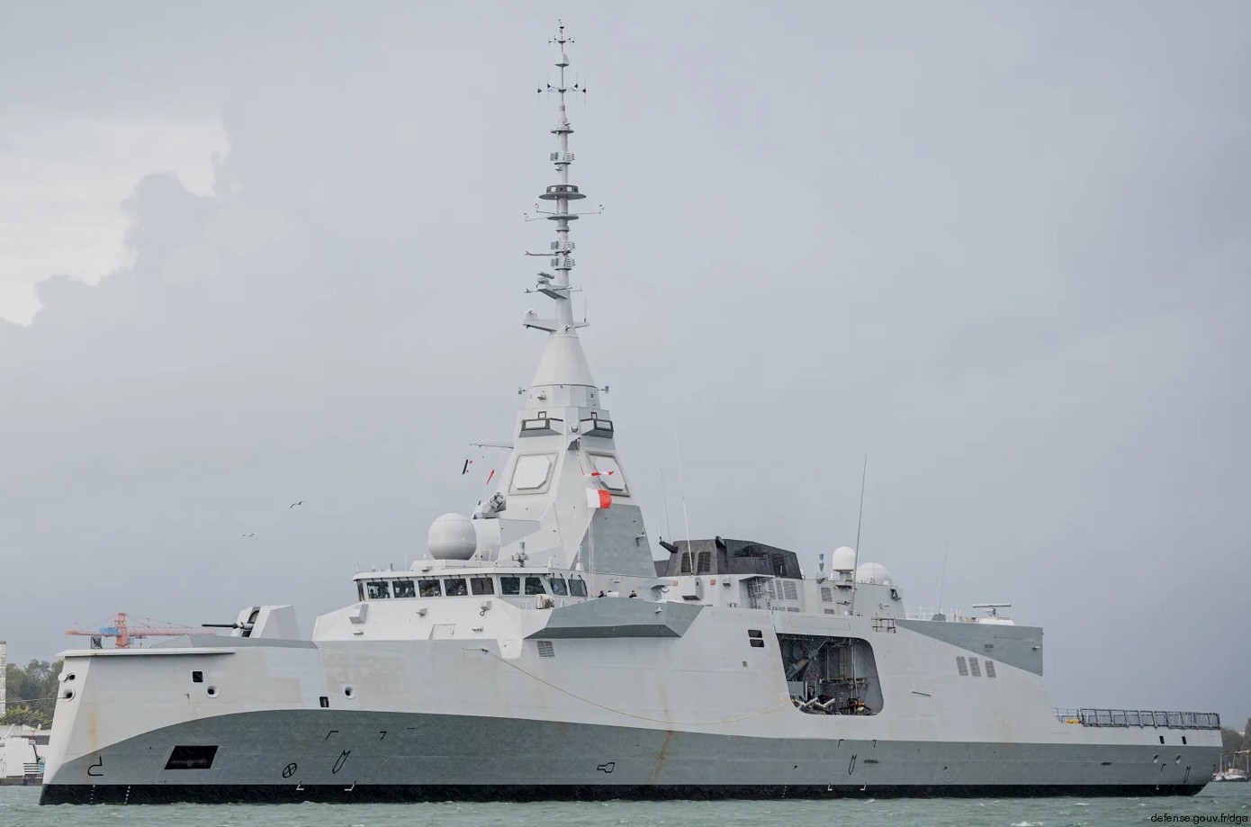 d660 fs amiral ronarc'h frigate fdi french navy frégate de défense et d'intervention marine nationale 02