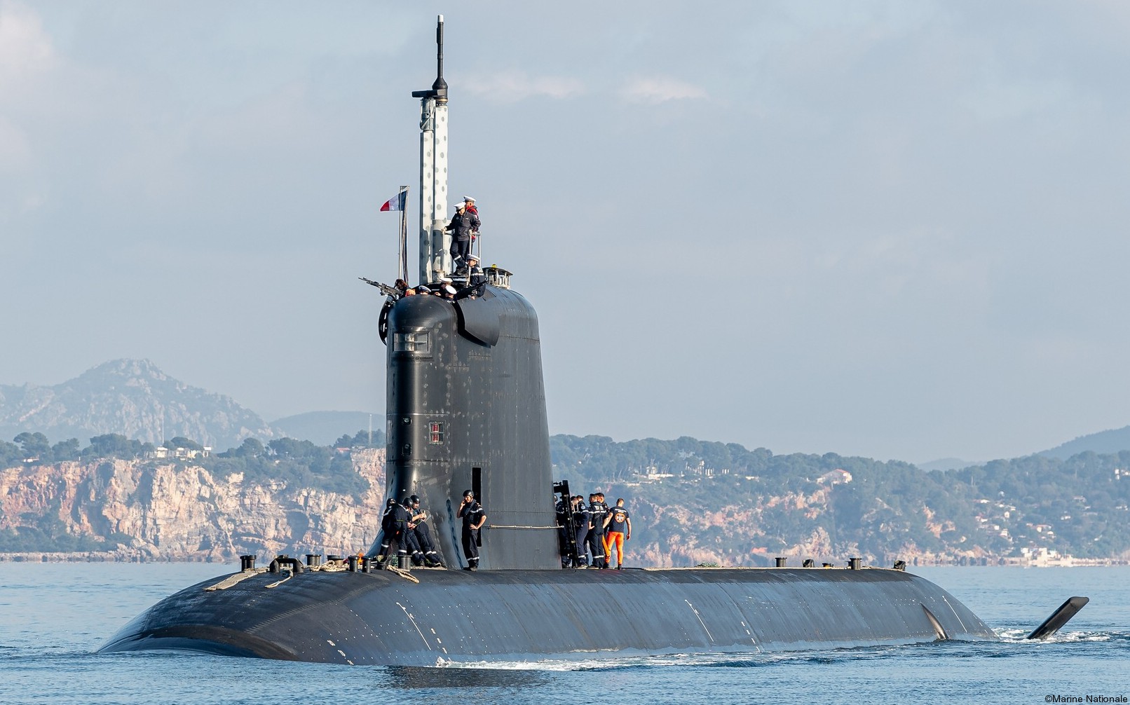 s-635 suffren barracuda class attack submarine ssn sna french navy marine nationale toulon 17