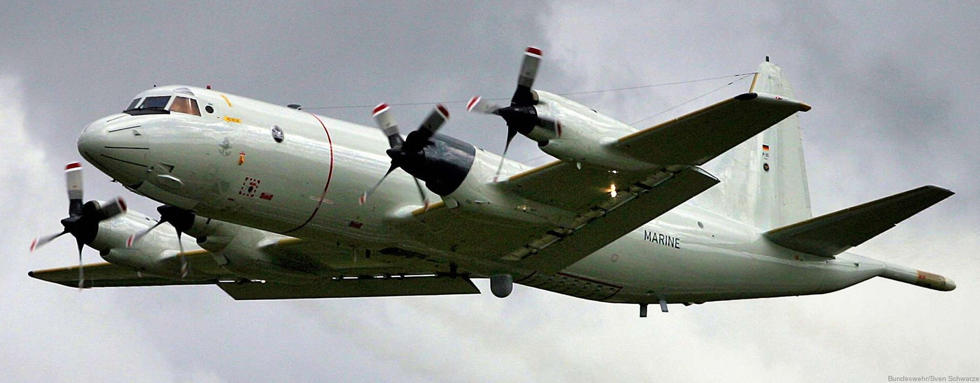 p-3c orion maritime patrol aircraft german navy lockheed deutsche marine seefernaufklärer mfg-3 nordholz 14