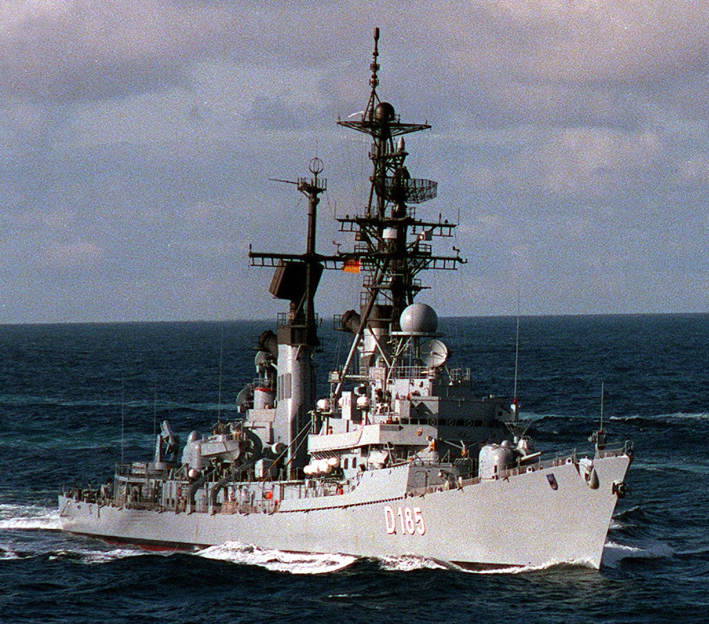 d-185 fgs lütjens type 103 class guided missile destroyer german navy deutsche marine 02