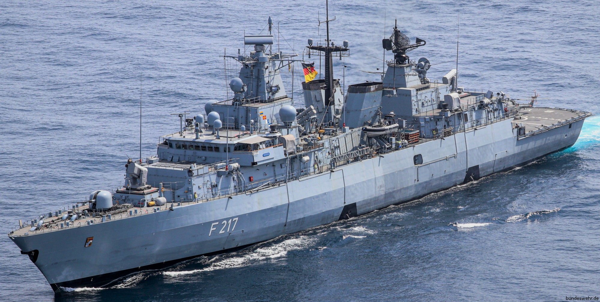 f-217 fgs bayern type 123 brandenburg class frigate german navy deutsche marine fregatte 42