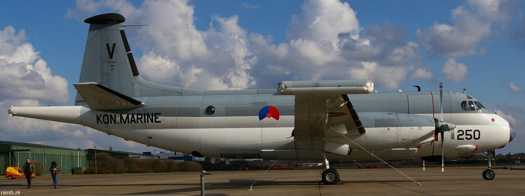 sp-13a atlantic breguet br-1150 patrol aircraft royal netherlands navy koninklijke marine 250 04