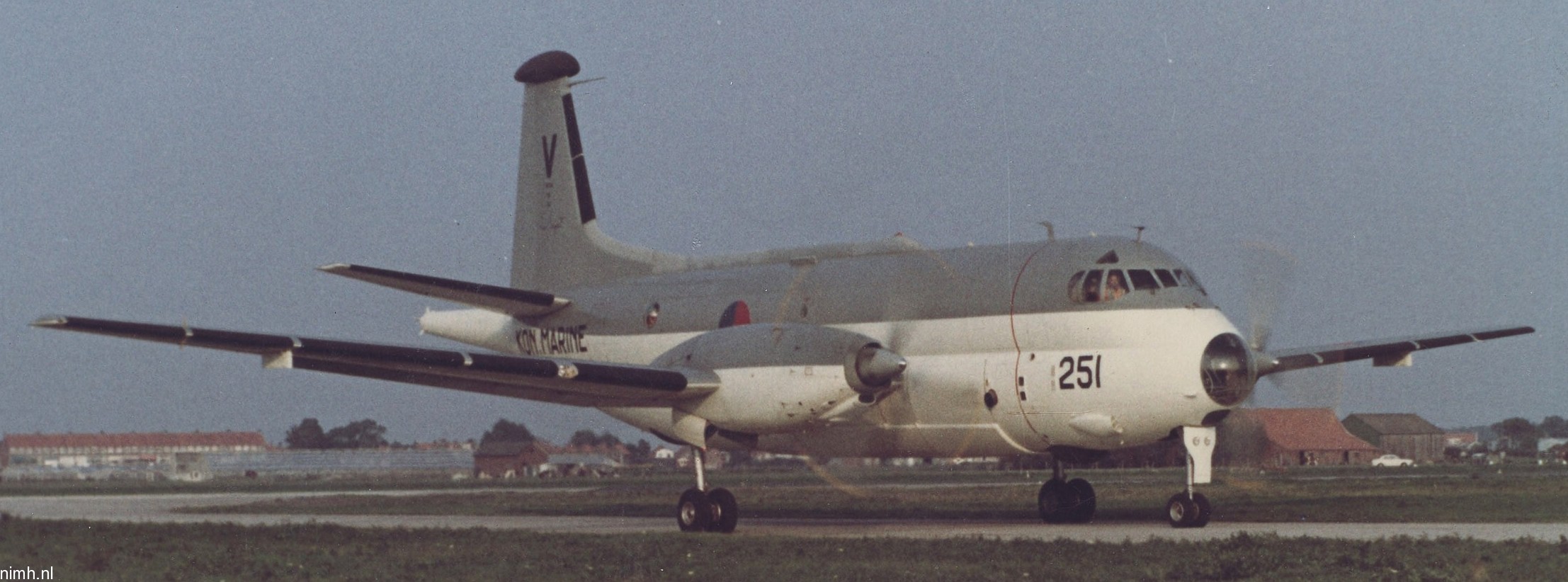 sp-13a atlantic breguet br-1150 patrol aircraft royal netherlands navy koninklijke marine 251 02