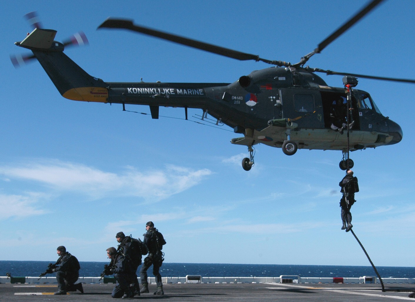 sh-14d lynx helicopter royal netherlands navy koninklijke marine 261 06