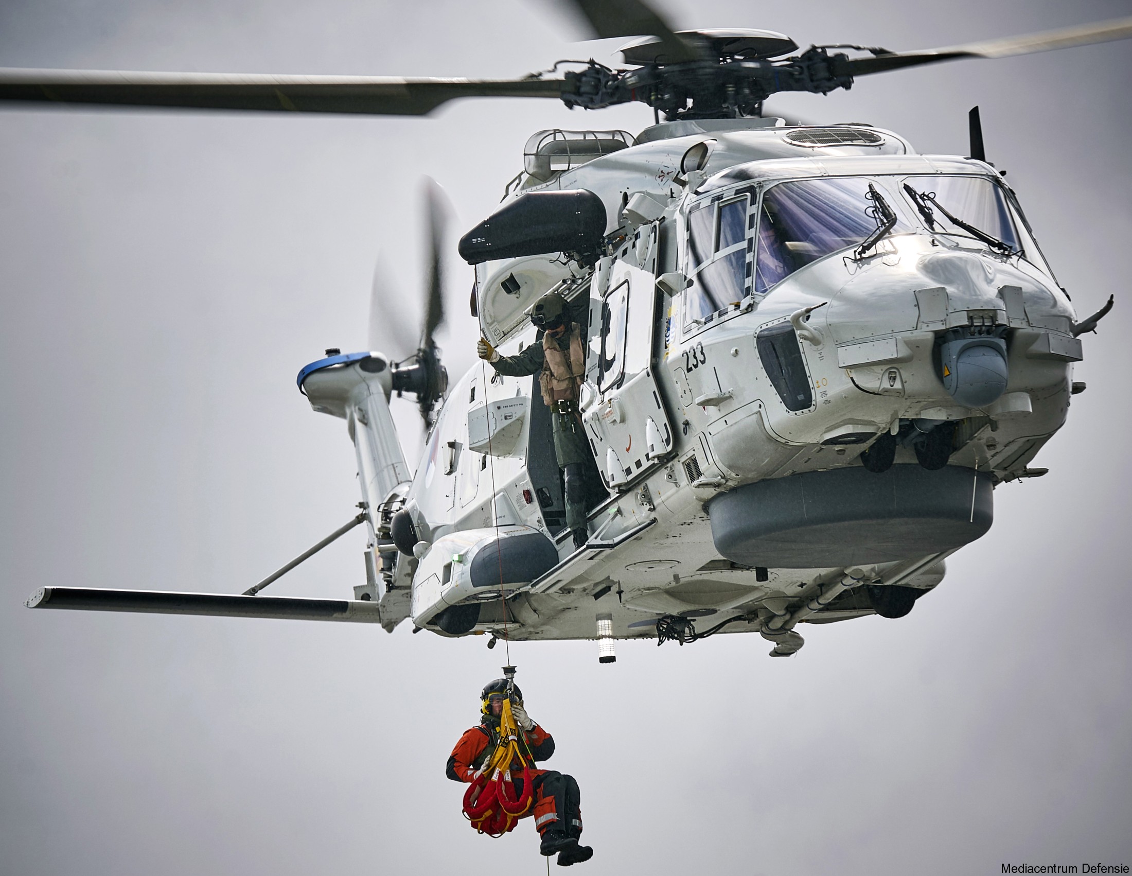 nh90 nfh helicopter royal netherlands navy koninklijke marine n-233 07