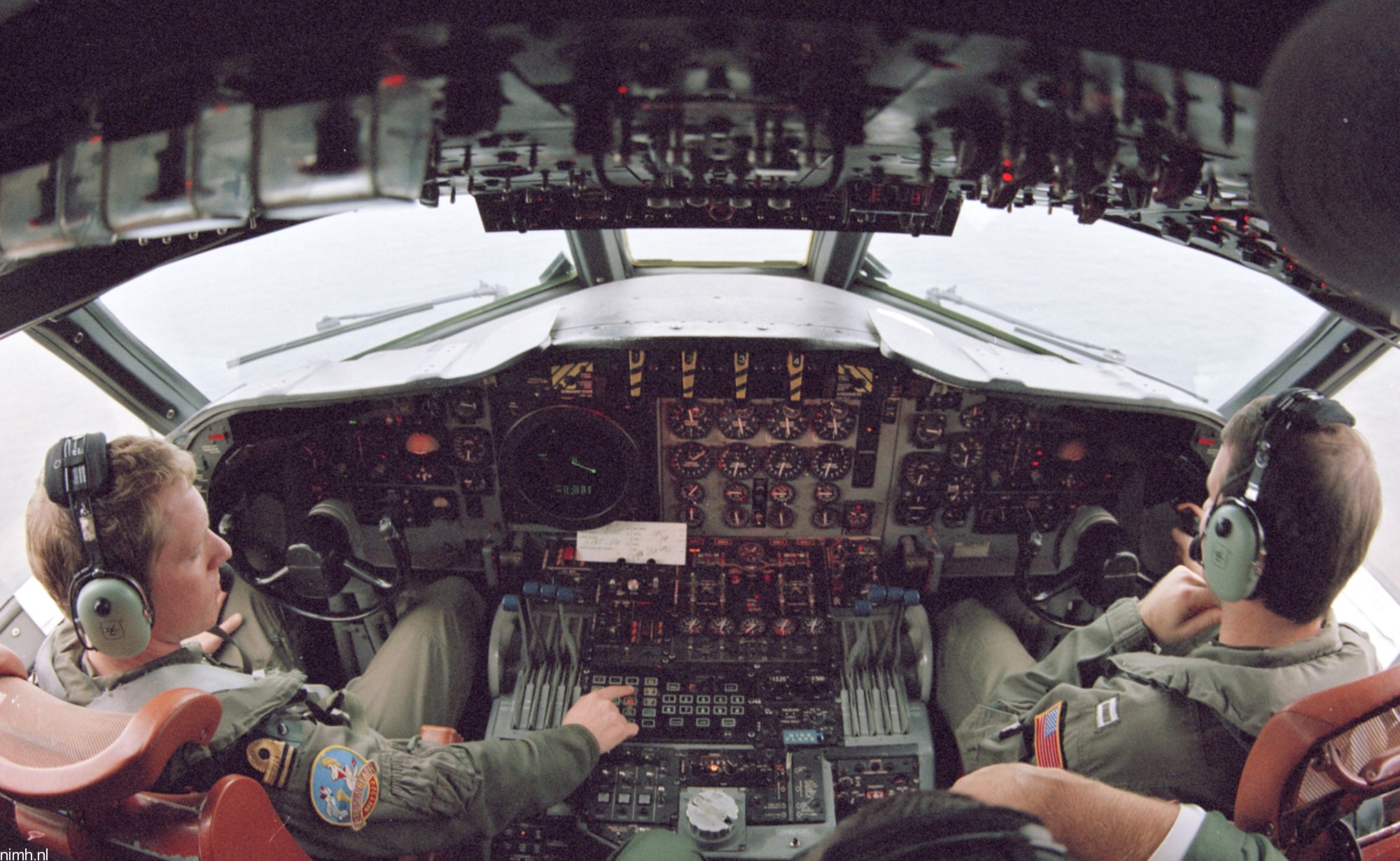 p-3c orion cup update iii maritime patrol aircraft lockheed royal netherlands navy koninklijke marine cockpit 14