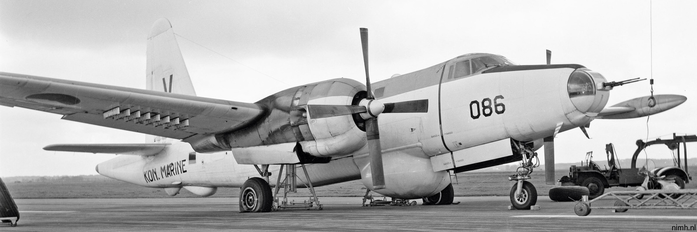 p2v-5 neptune lockheed maritime patrol aircraft royal netherlands navy koninklijke marine 086 02