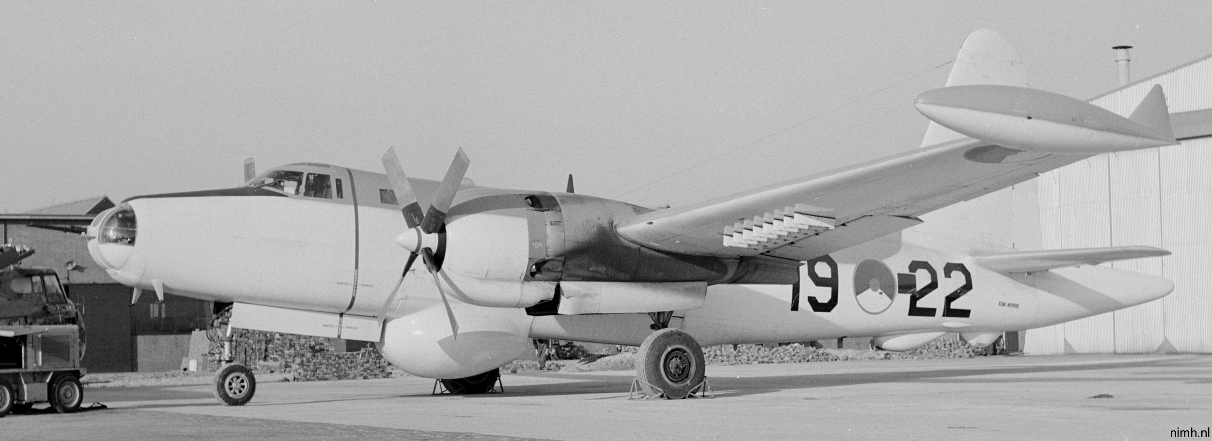 p2v-5 neptune lockheed maritime patrol aircraft royal netherlands navy koninklijke marine 19-22 02