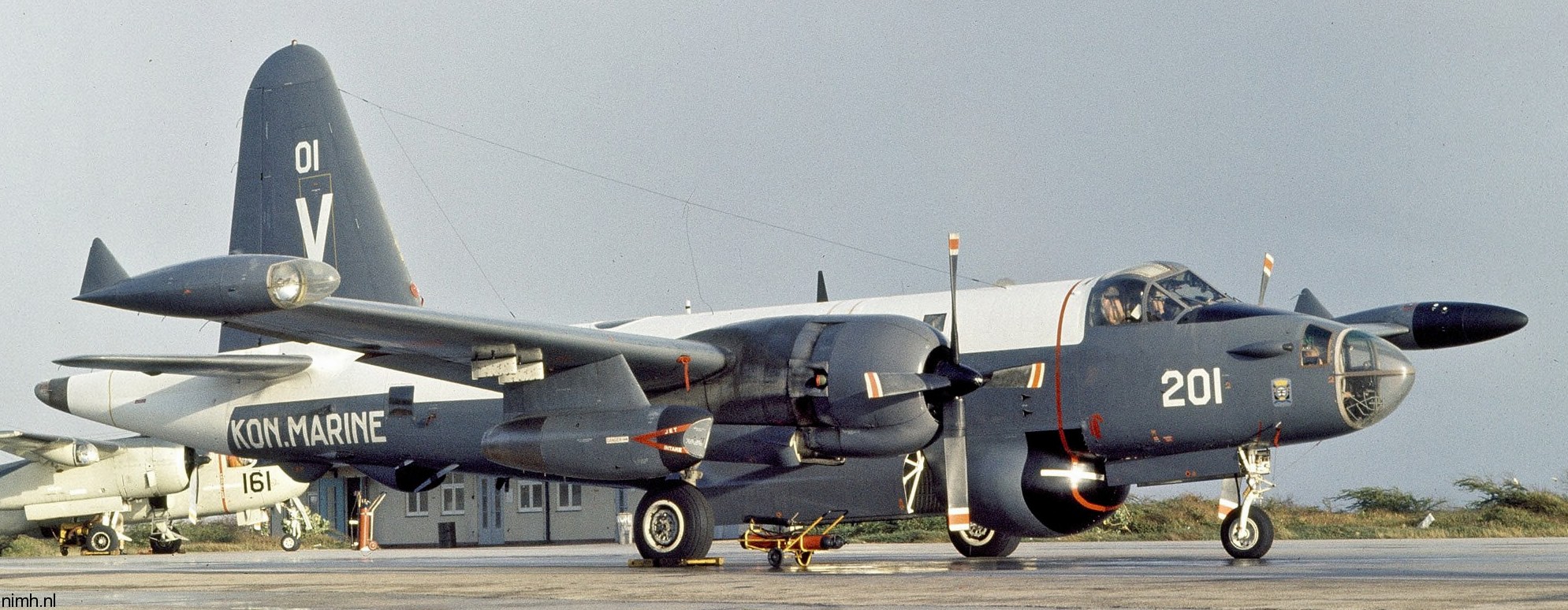 sp-2h neptune lockheed maritime patrol aircraft royal netherlands navy koninklijke marine 201 05