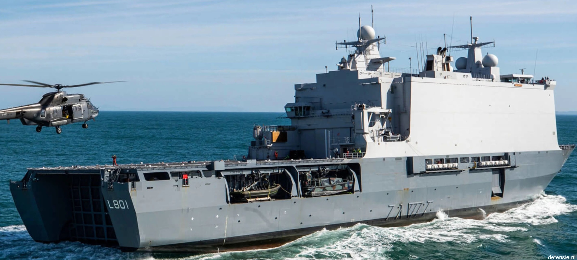 l-801 hnlms johan de witt amphibious ship landing platform dock lpd royal netherlands navy 53