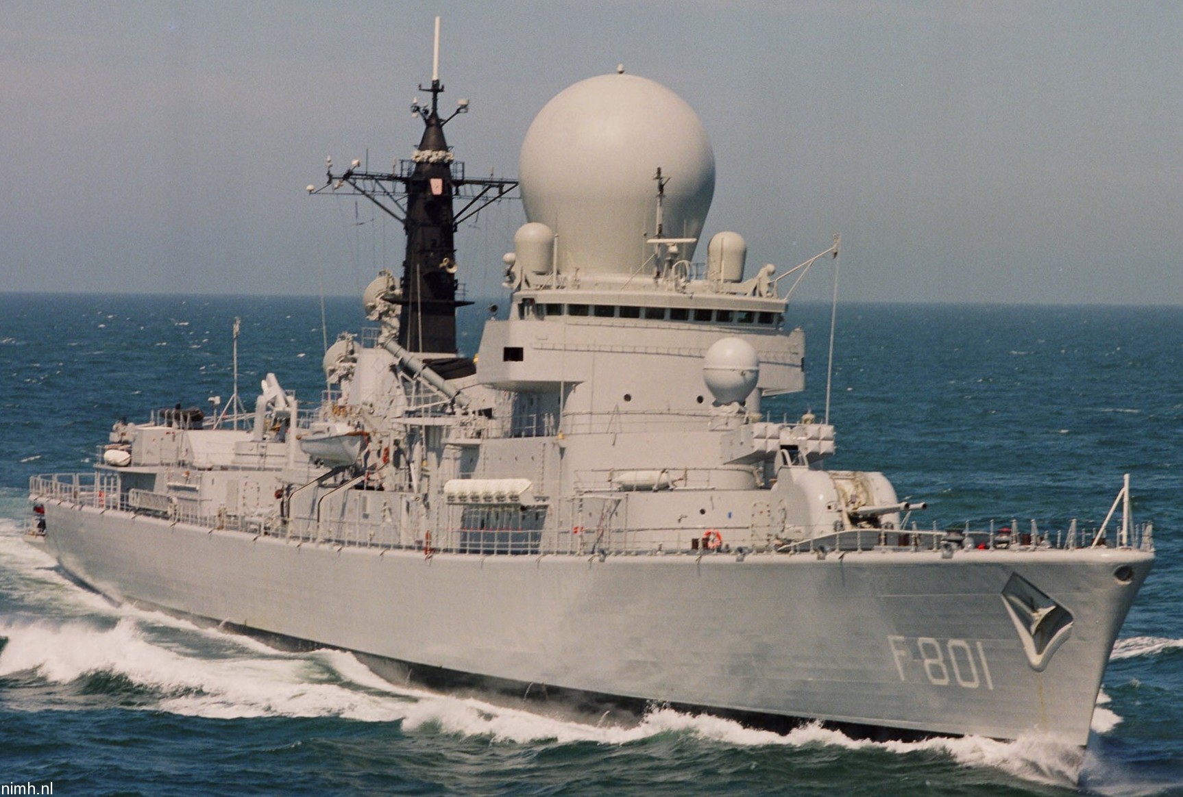 hnlms tromp f-801 class guided missile frigate royal netherlands navy koninklijke marine 04