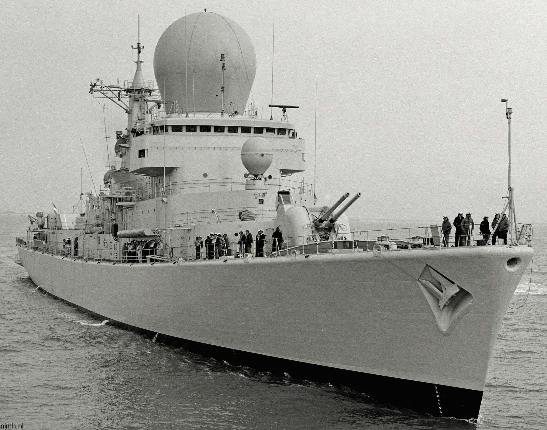 hnlms tromp f-801 class guided missile frigate royal netherlands navy koninklijke marine 06