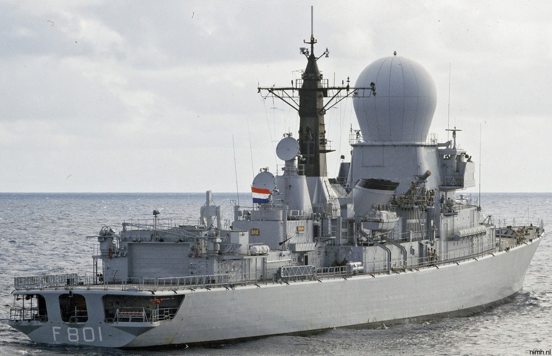 hnlms tromp f-801 class guided missile frigate royal netherlands navy koninklijke marine 17