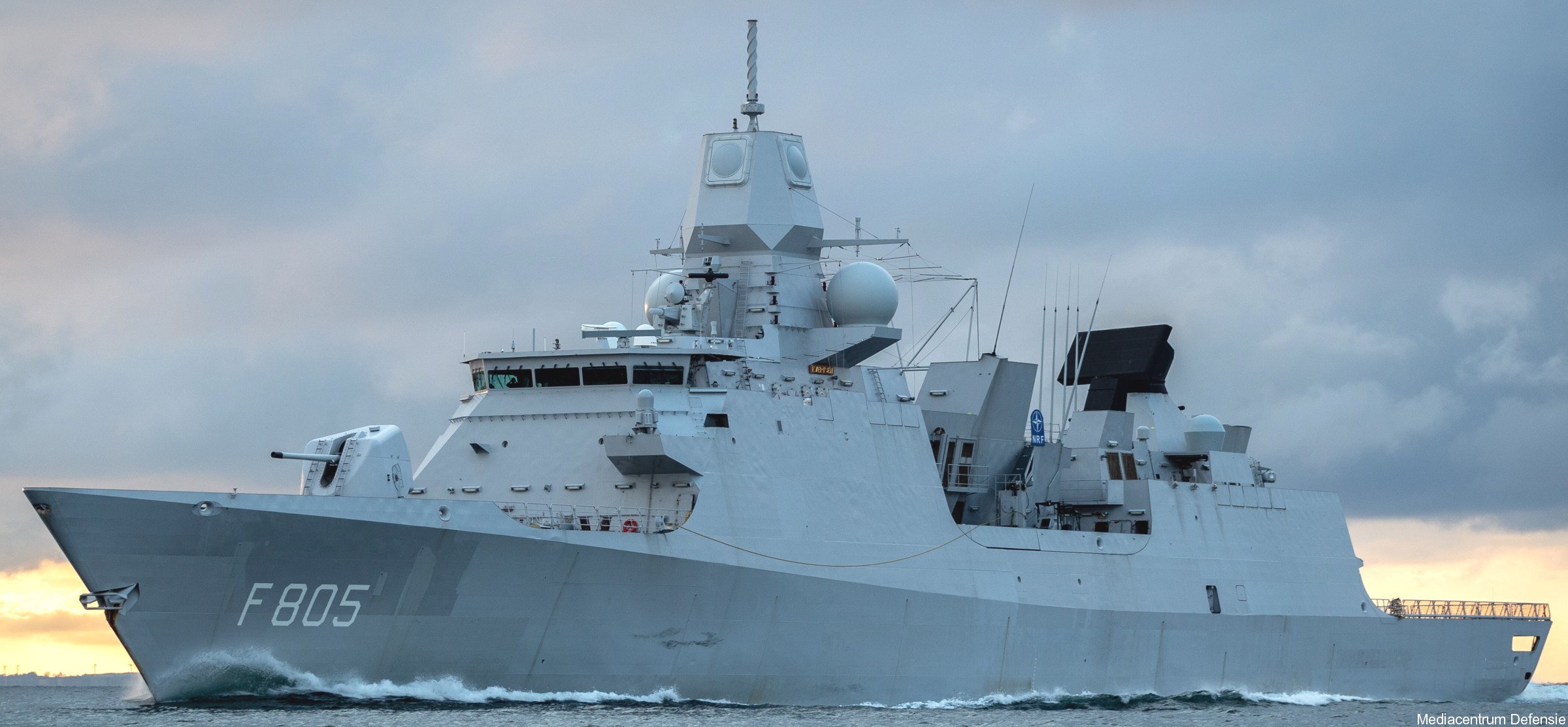 f805 hnlms evertsen guided missile frigate ffg lcf royal netherlands navy 46