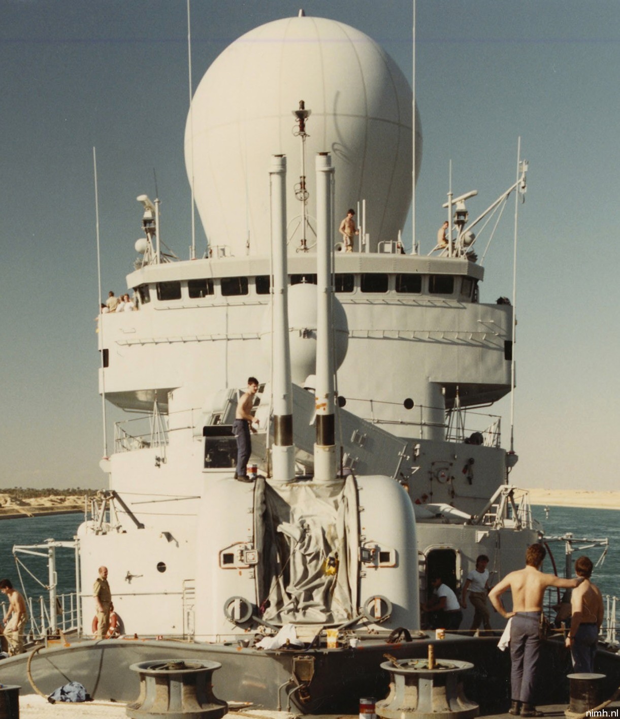 tromp class guided missile frigate royal netherlands navy koninklijke marine bofors 120 mm gun