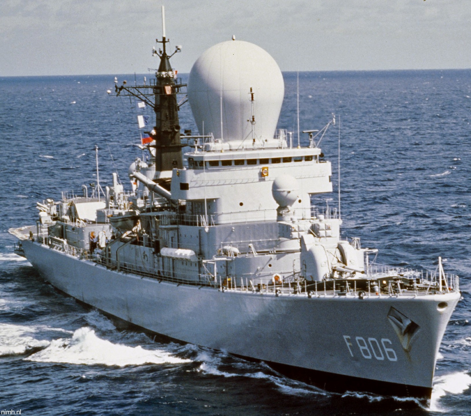 hnlms de ruyter f-806 tromp class guided missile frigate royal netherlands navy koninklijke marine 29