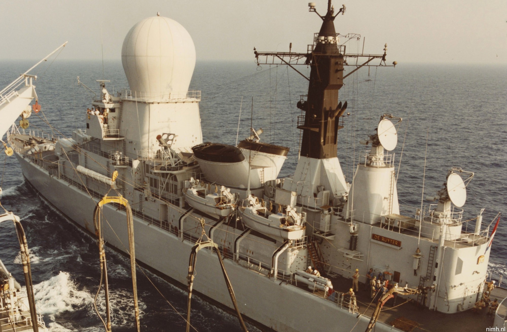 hnlms de ruyter f-806 tromp class guided missile frigate royal netherlands navy koninklijke marine 34