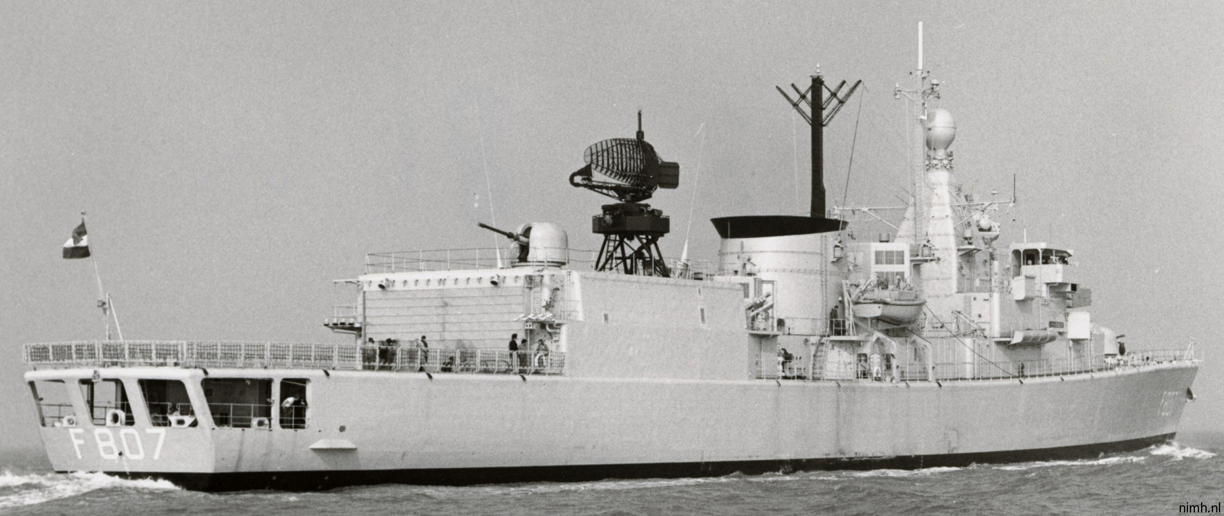 hnlms kortenaer f-807 standard class frigate s-fregat royal netherlands navy koninklijke marine 06