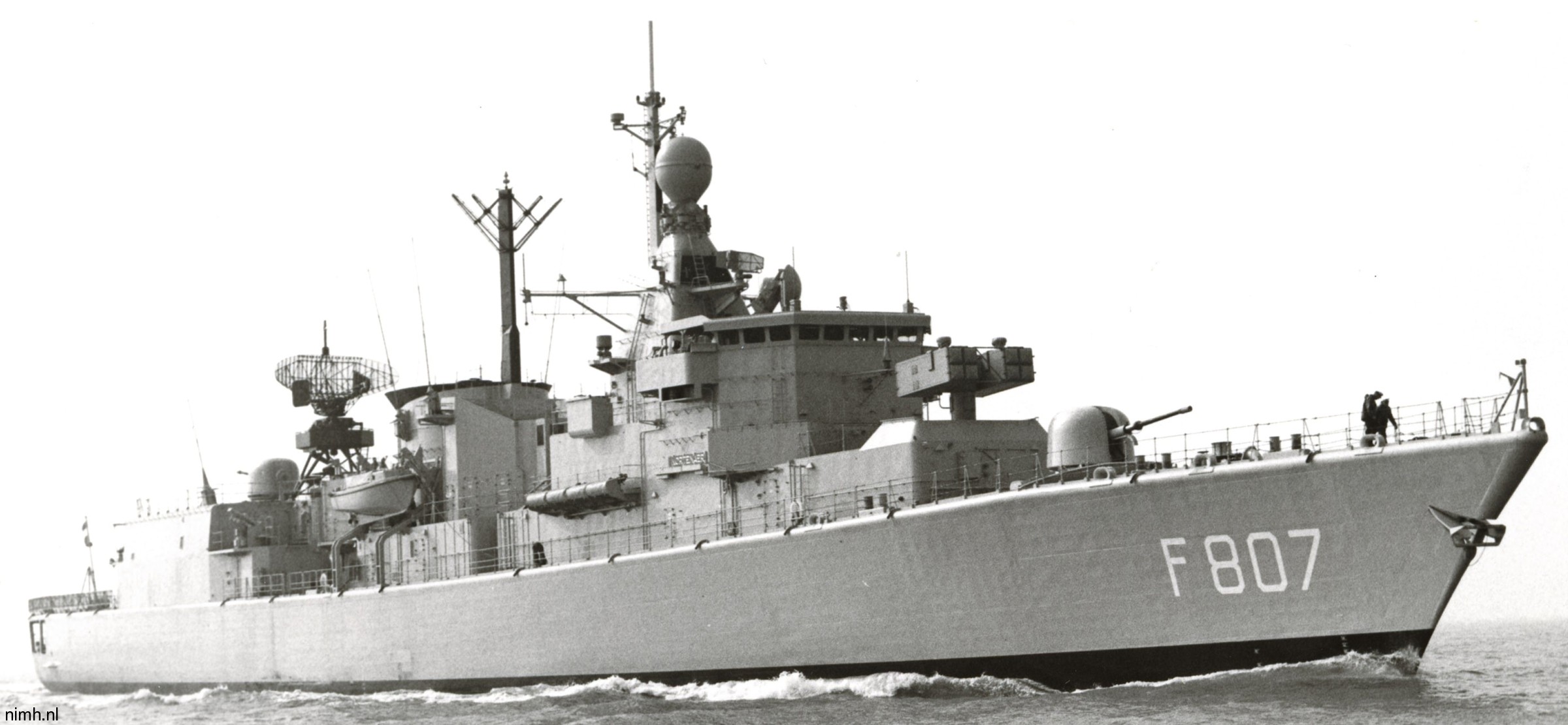 hnlms kortenaer f-807 standard class frigate s-fregat royal netherlands navy koninklijke marine 14