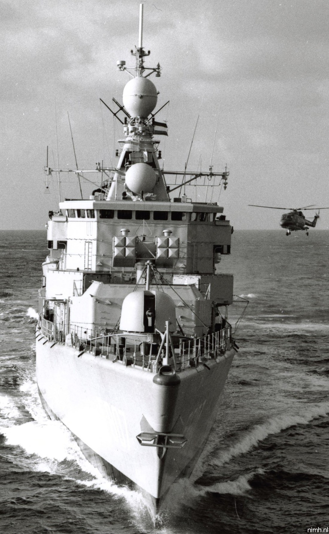 hnlms kortenaer f-807 standard class frigate s-fregat royal netherlands navy koninklijke marine 16