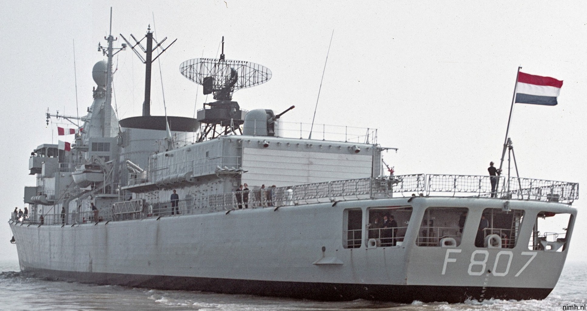 hnlms kortenaer f-807 standard class frigate s-fregat royal netherlands navy koninklijke marine 28