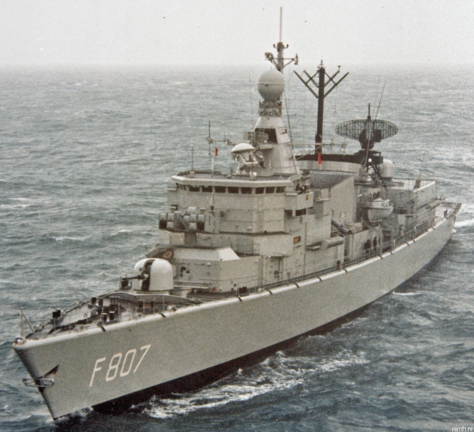 hnlms kortenaer f-807 standard class frigate s-fregat royal netherlands navy koninklijke marine 34