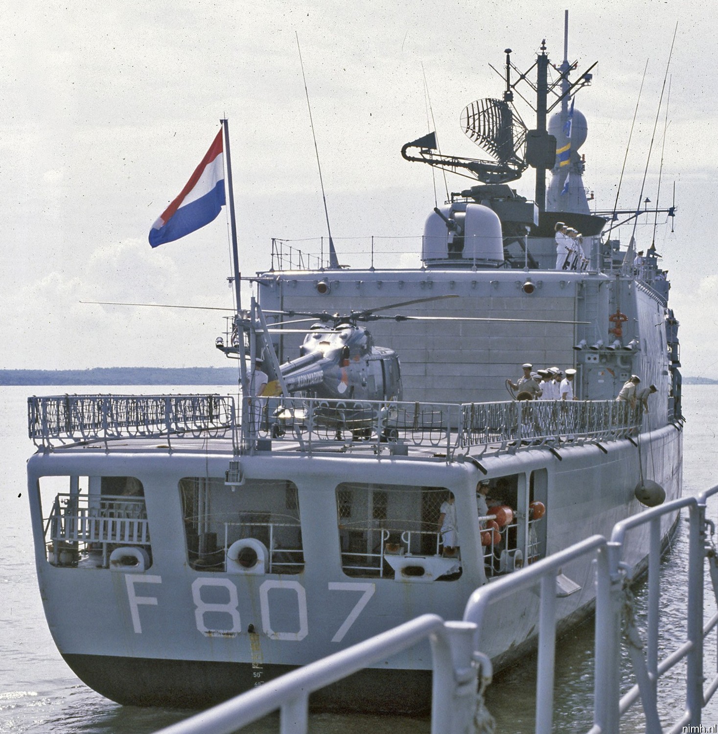 hnlms kortenaer f-807 standard class frigate s-fregat royal netherlands navy koninklijke marine sh-14d lynx 35