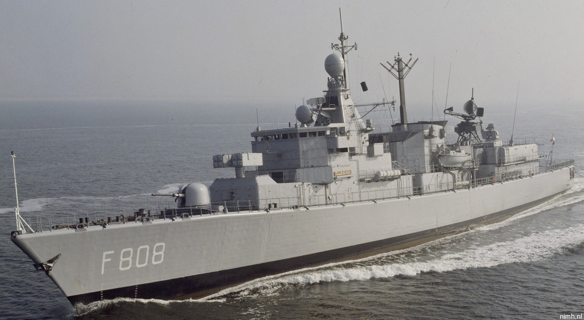 hnlms callenburgh f-808 kortenaer standard class frigate s-fregat royal netherlands navy koninklijke marine schelde 21x