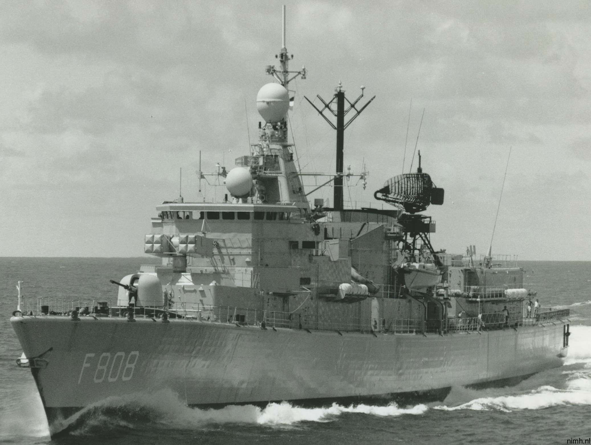 hnlms callenburgh f-808 kortenaer standard class frigate s-fregat royal netherlands navy koninklijke marine 25