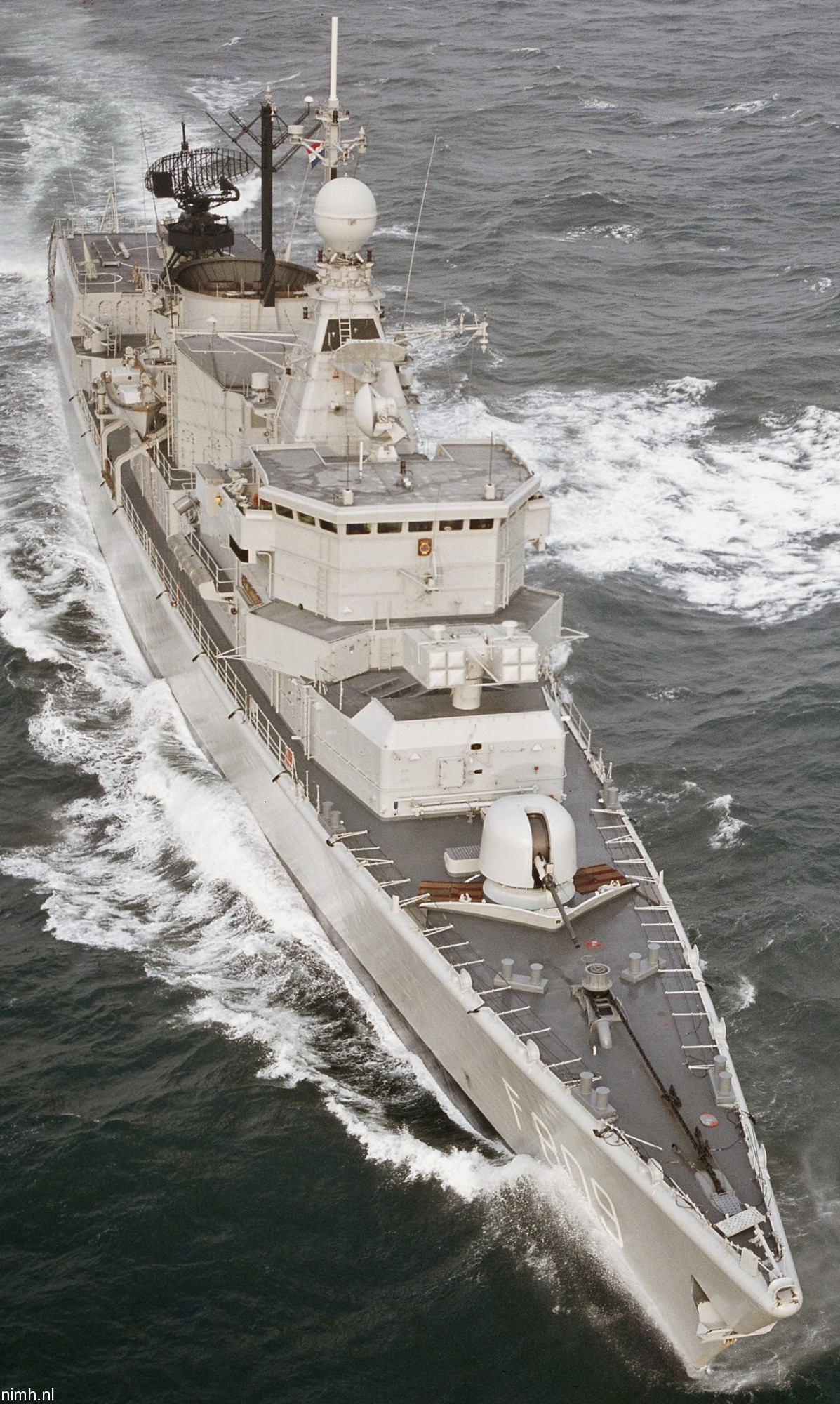 hnlms van kinsbergen f-809 kortenaer standard class frigate s-fregat royal netherlands navy koninklijke marine 12