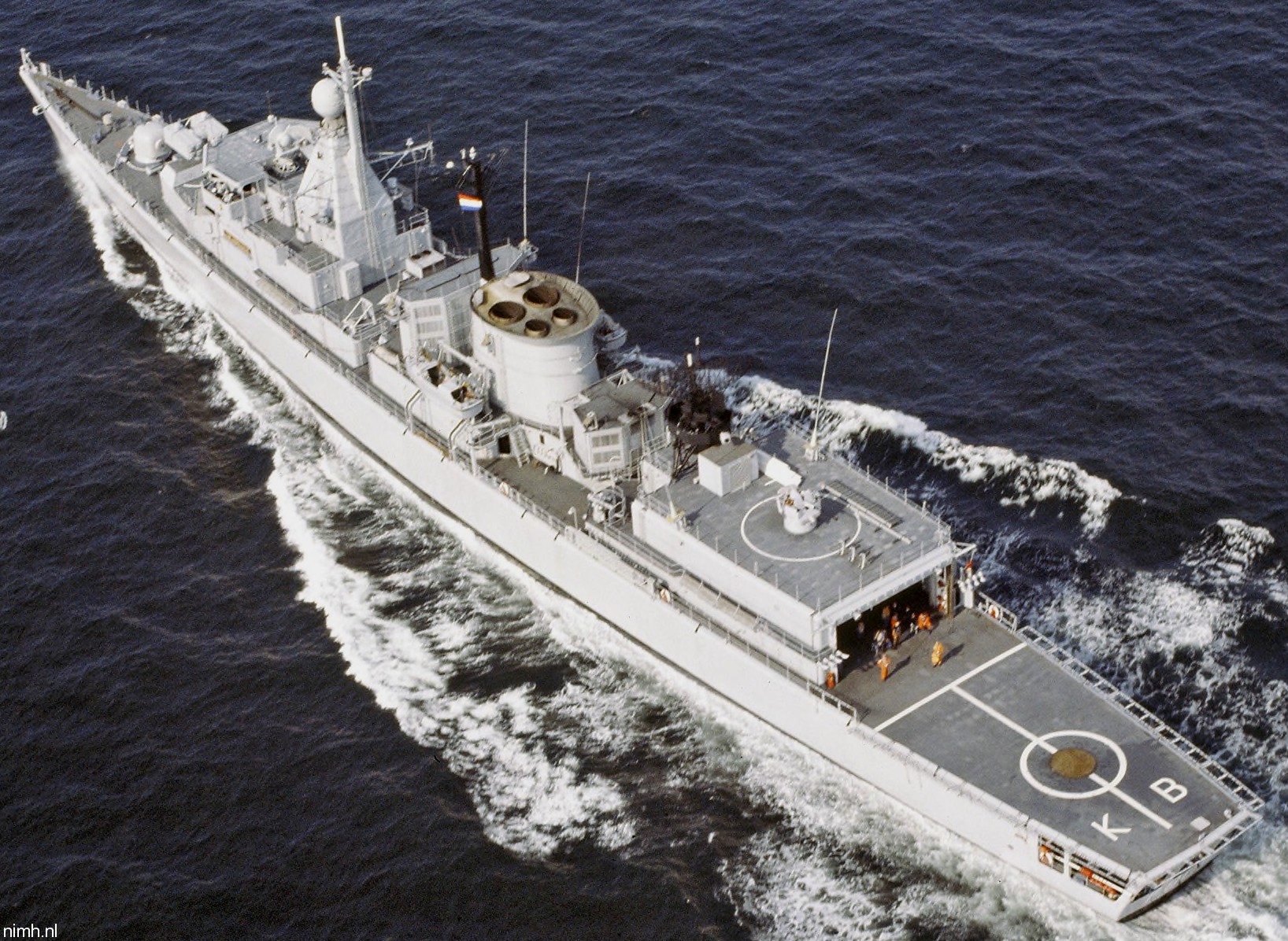 hnlms van kinsbergen f-809 kortenaer standard class frigate s-fregat royal netherlands navy koninklijke marine 21