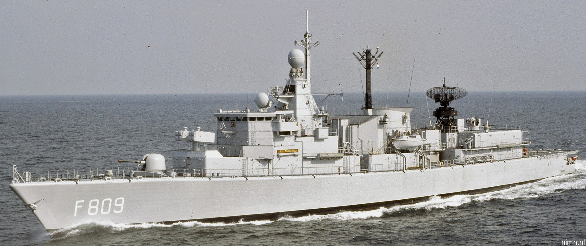 hnlms van kinsbergen f-809 kortenaer standard class frigate s-fregat royal netherlands navy koninklijke marine 23