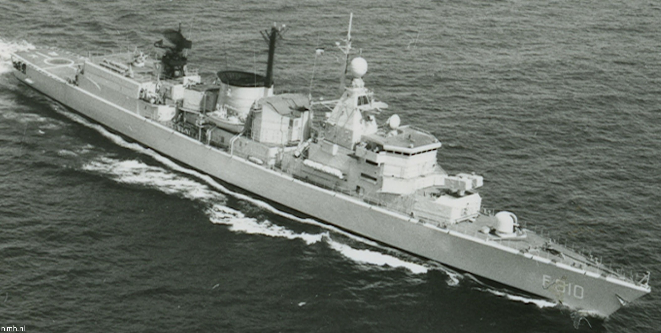 hnlms banckert f-810 kortenaer standard class frigate s-fregat royal netherlands navy koninklijke marine 05