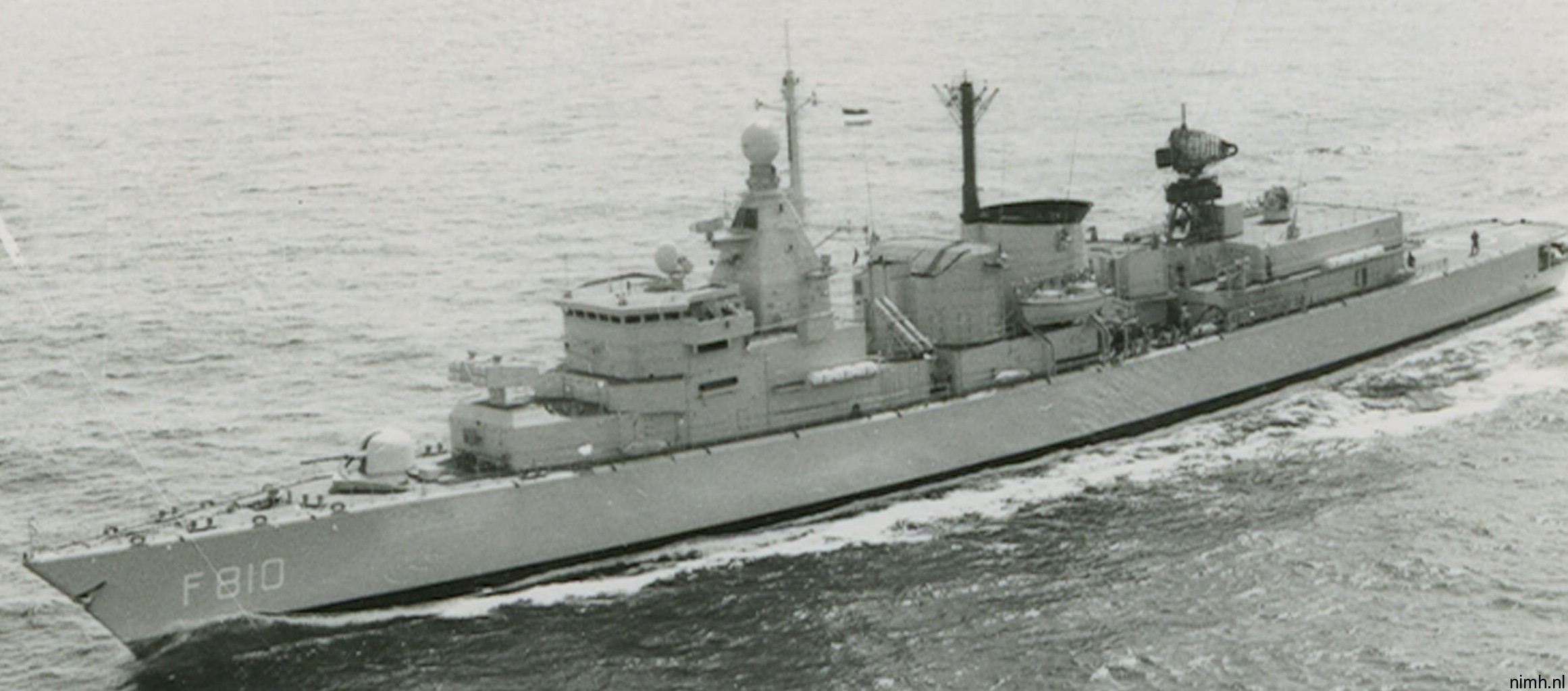 hnlms banckert f-810 kortenaer standard class frigate s-fregat royal netherlands navy koninklijke marine 07