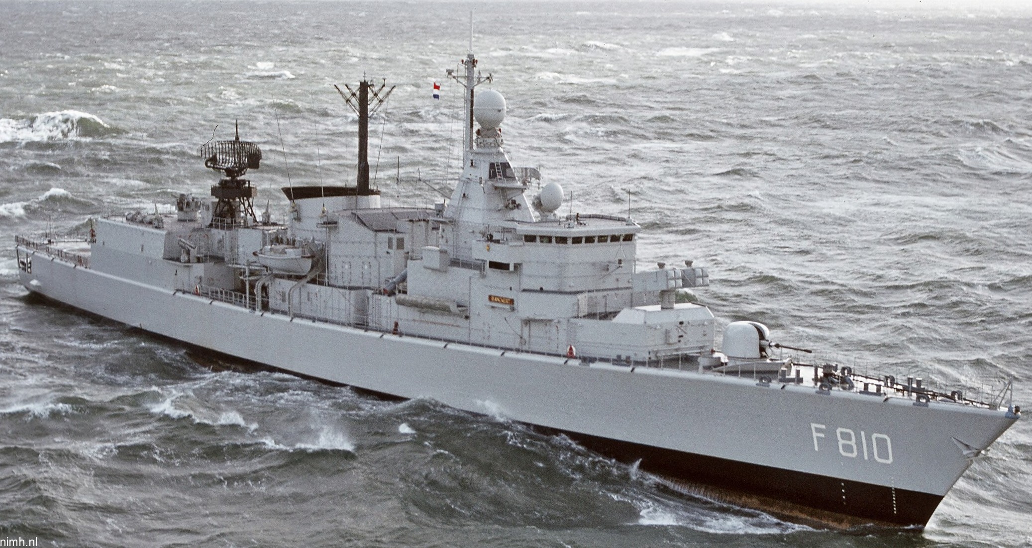 hnlms banckert f-810 kortenaer standard class frigate s-fregat royal netherlands navy koninklijke marine 17