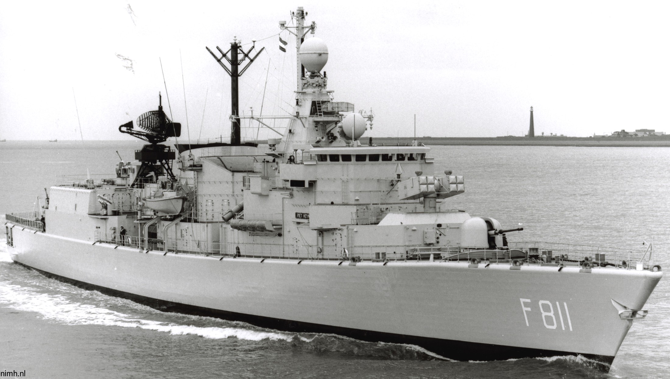 hnlms piet heyn f-811 kortenaer standard class frigate s-fregat royal netherlands navy koninklijke marine schelde 06x