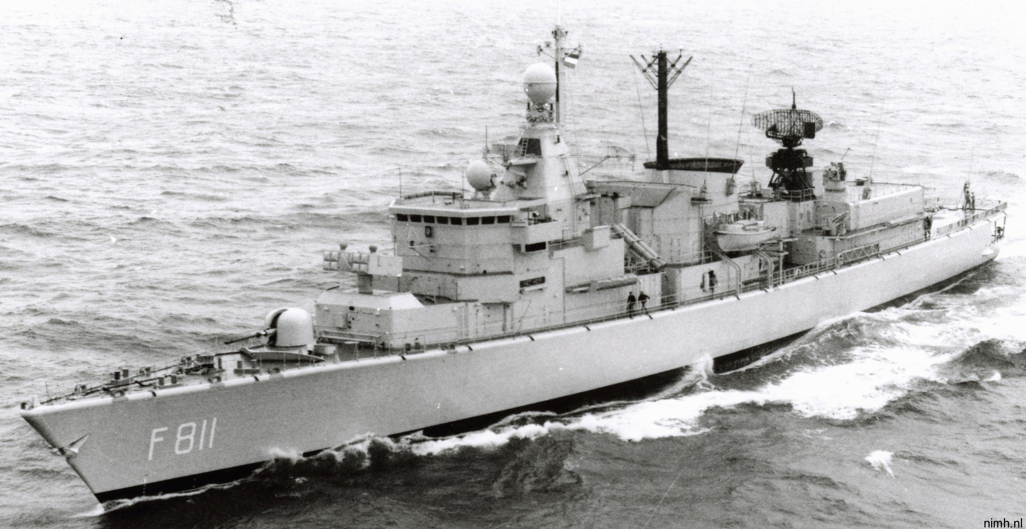 hnlms piet heyn f-811 kortenaer standard class frigate s-fregat royal netherlands navy koninklijke marine 16