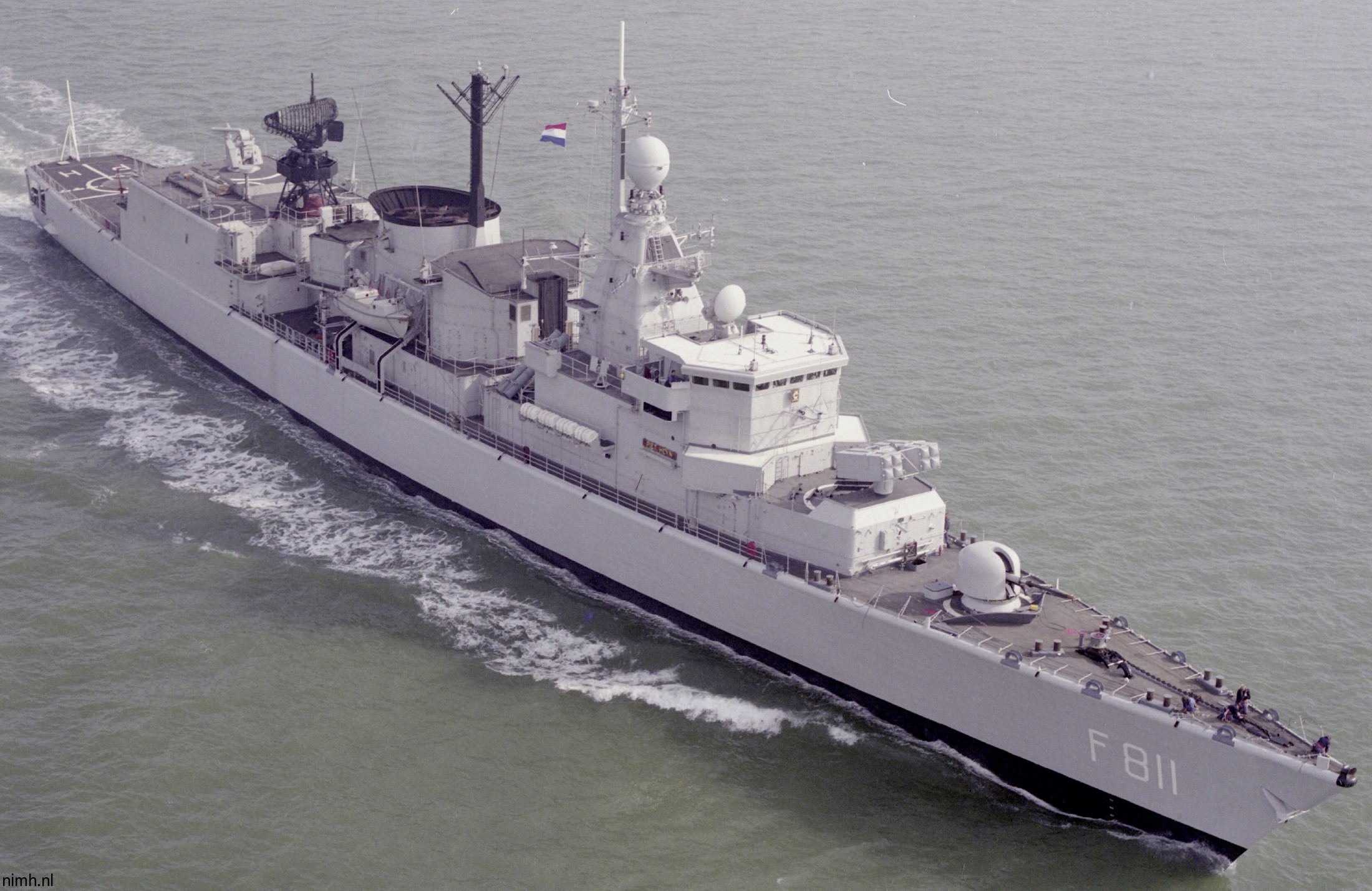 hnlms piet heyn f-811 kortenaer standard class frigate s-fregat royal netherlands navy koninklijke marine 17