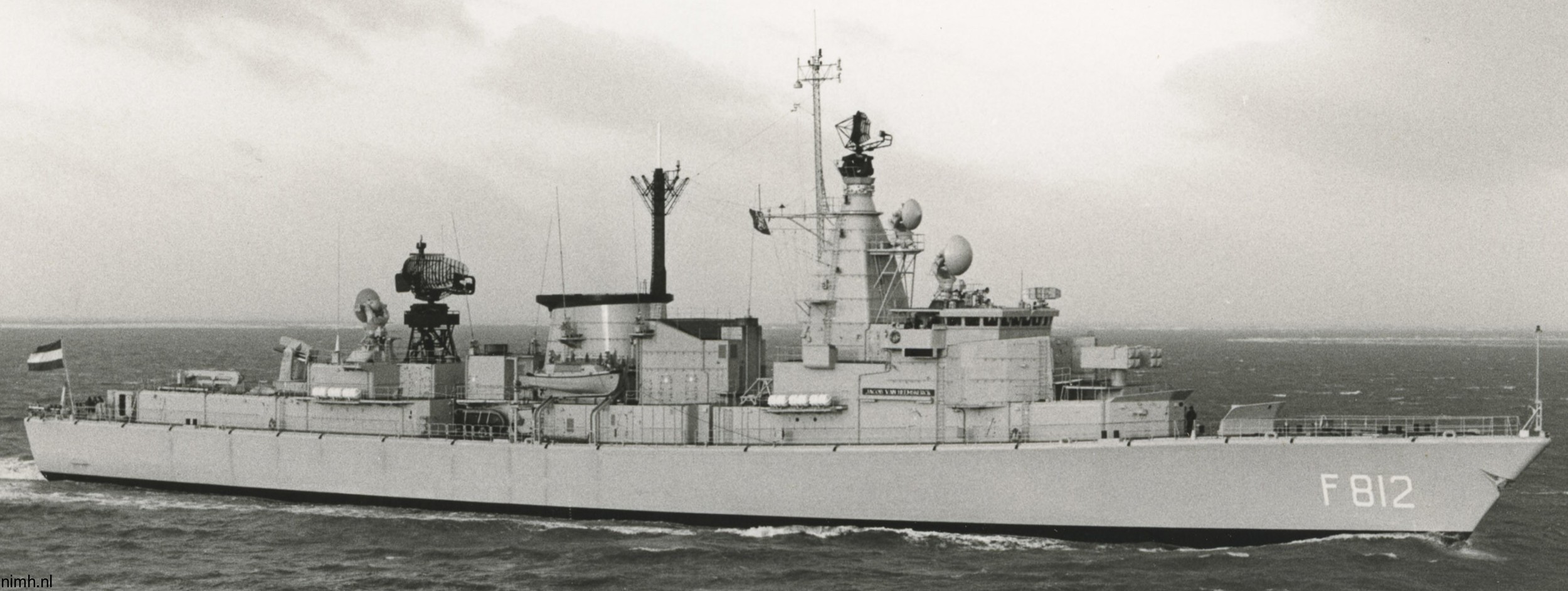 hnlms jacob van heemskerck f-812 class guided missile frigate l-fregat royal netherlands navy koninklijke marine 11