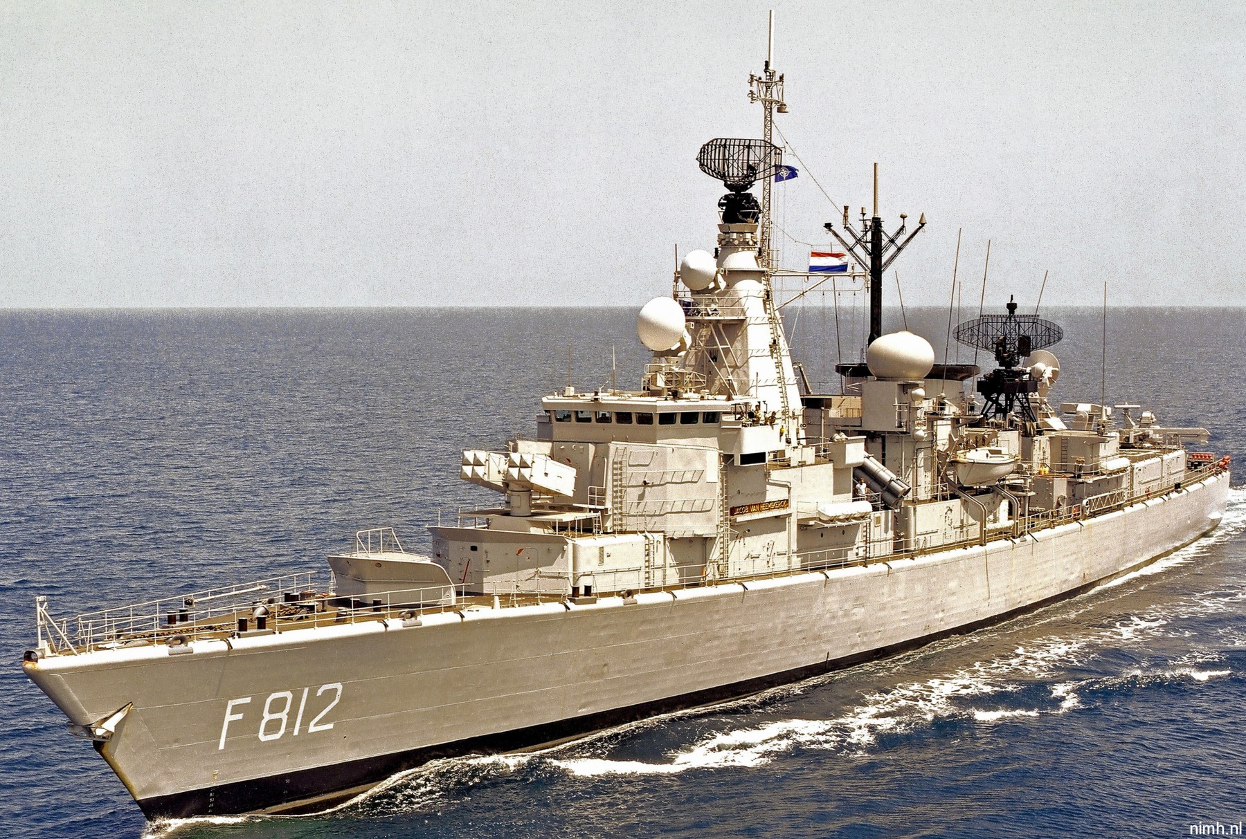 hnlms jacob van heemskerck f-812 class guided missile frigate l-fregat royal netherlands navy koninklijke marine 28