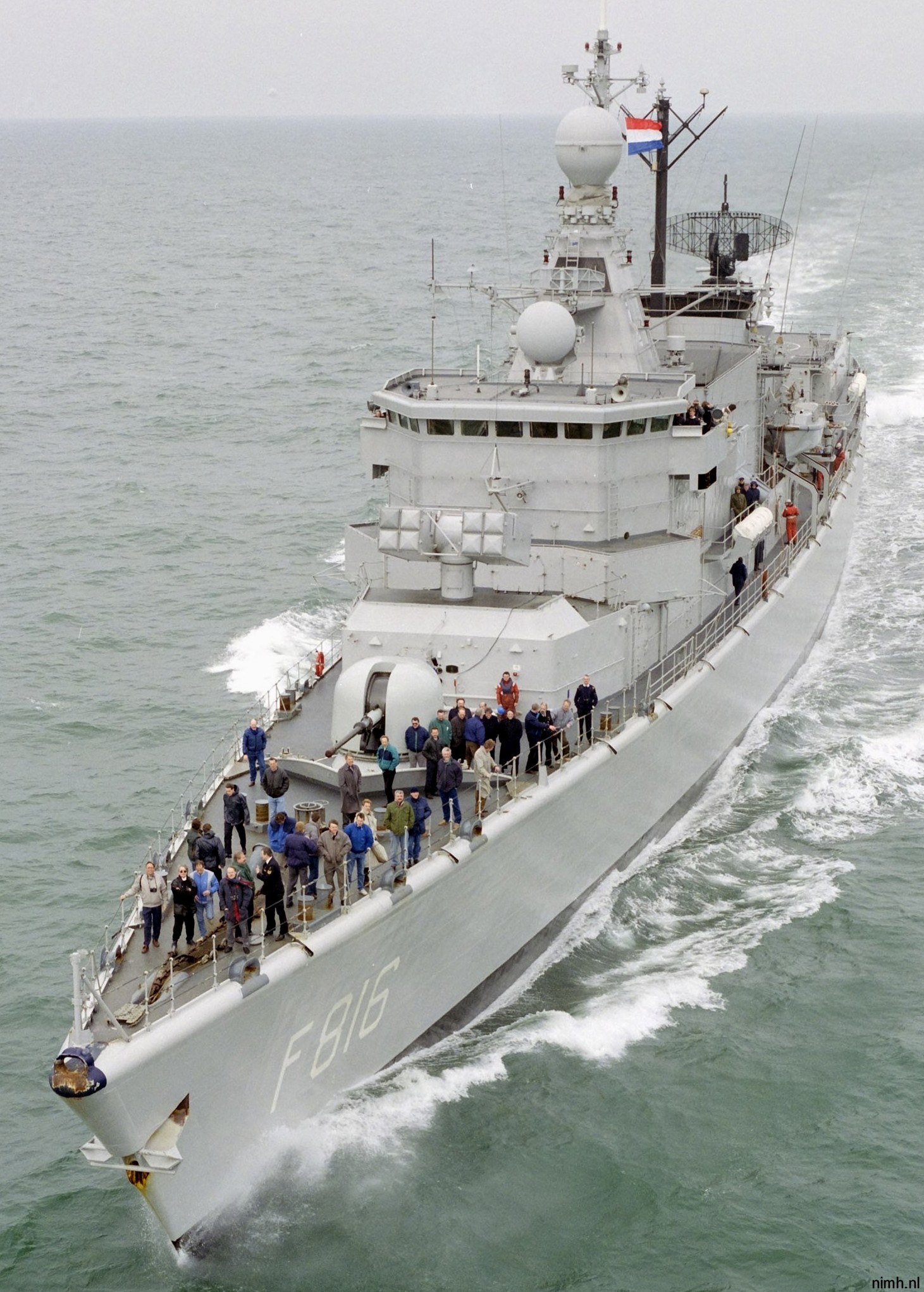 hnlms abraham crijnssen f-816 kortenaer standard class frigate s-fregat royal netherlands navy koninklijke marine 08