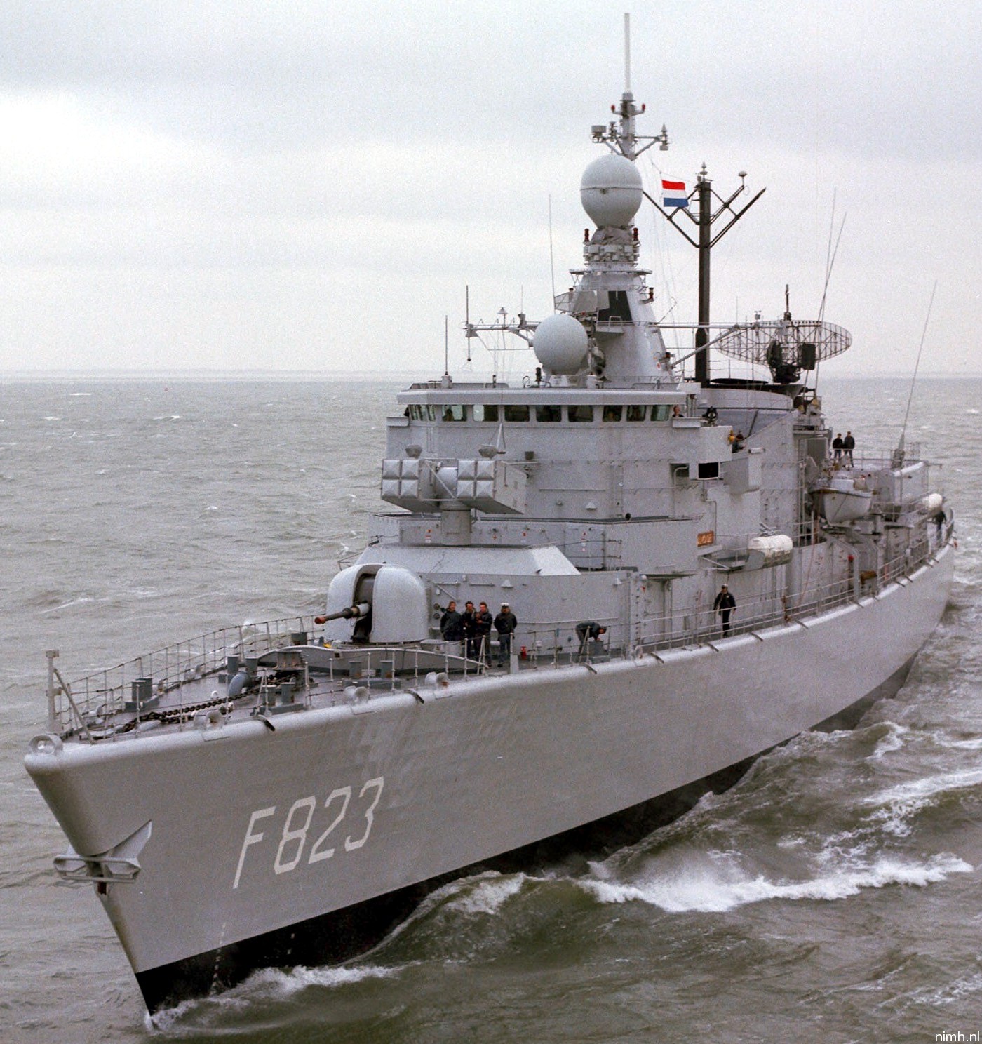 hnlms philips van almonde f-823 kortenaer standard class frigate s-fregat royal netherlands navy koninklijke marine 10