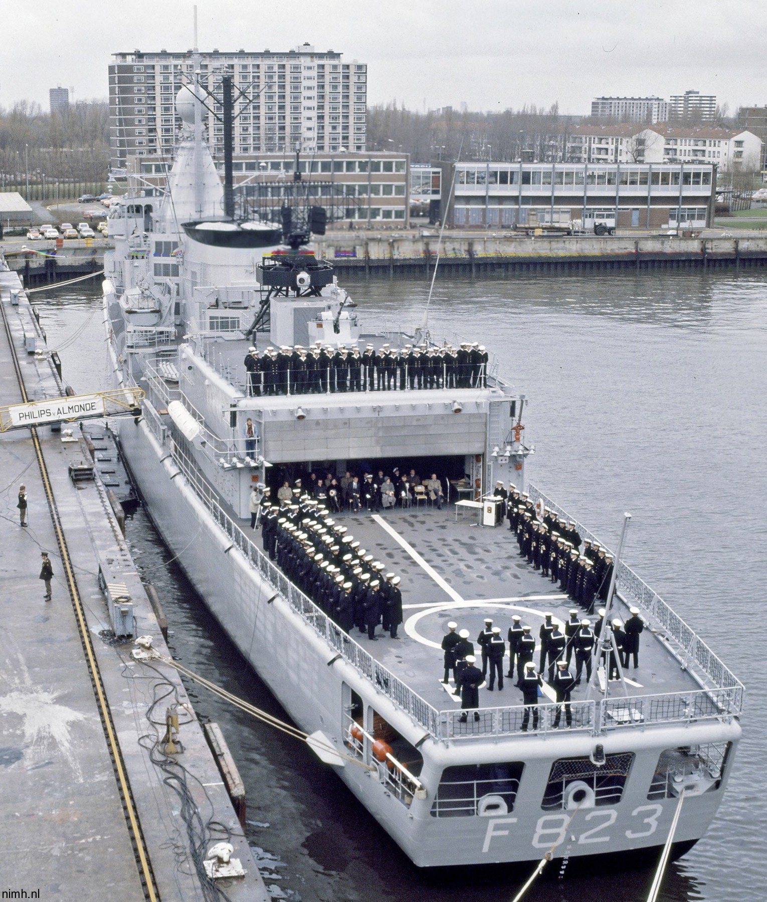 hnlms philips van almonde f-823 kortenaer standard class frigate s-fregat royal netherlands navy koninklijke marine 20